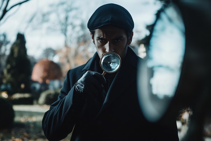 Private investigator surveillance